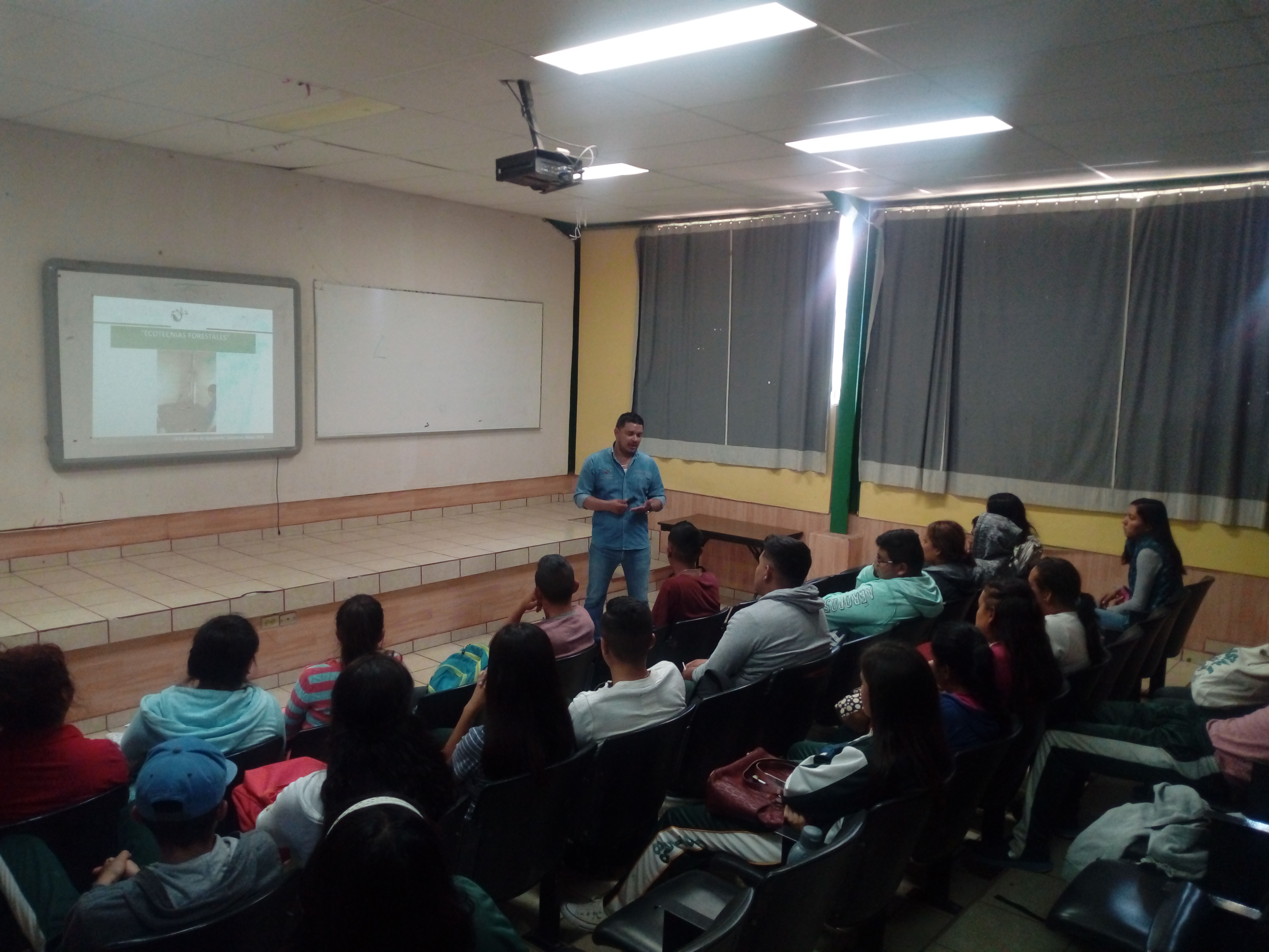 ZACATECAS_Plática Ecotecnias Forestales_Ojocaliente, Zac_250518 (1).jpg